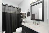 1004 Somerset - Photo 18