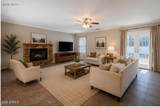 8550 Pleasant Valley Way - Photo 4