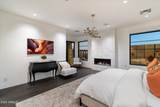 10585 Crescent Moon Drive - Photo 45