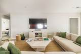3037 Clarendon Avenue - Photo 8
