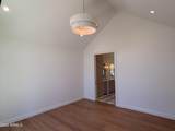 4844 Amelia Avenue - Photo 19