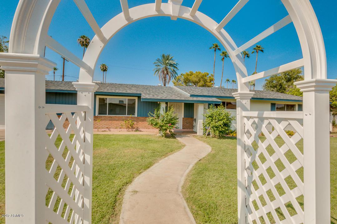 656 7TH Street - Photo 1
