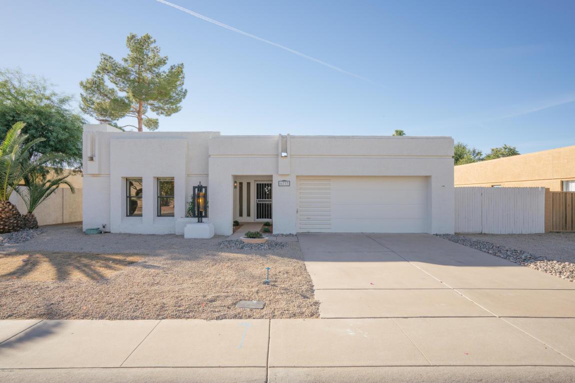 6737 Phelps Road - Photo 1