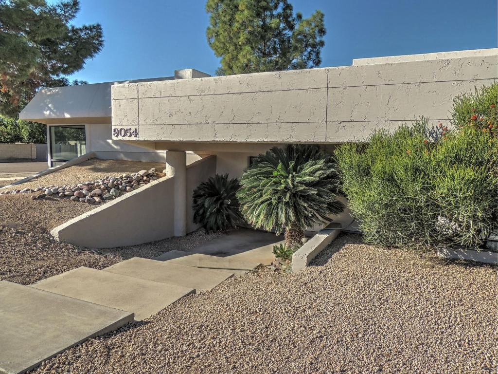 9054 Lakeshore Drive - Photo 1