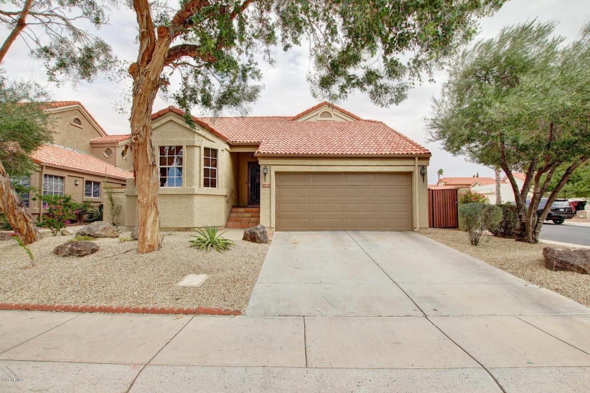 11887 113TH Street - Photo 1