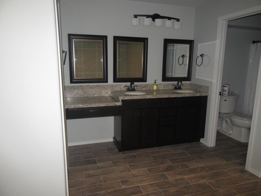 496 Cowell Street - Photo 1