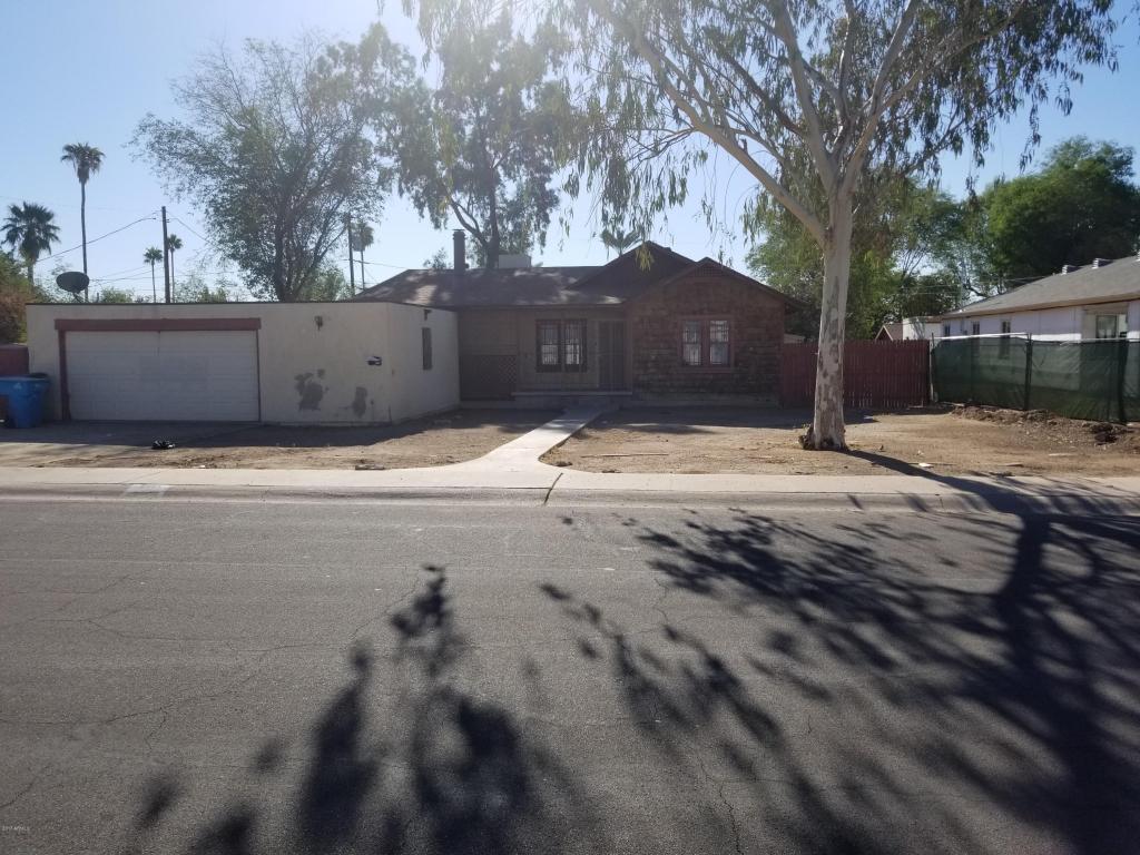 2215 Highland Avenue - Photo 1