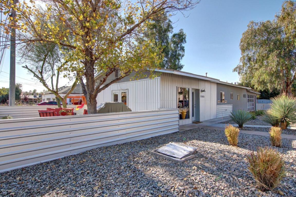 1065 Weldon Avenue - Photo 1