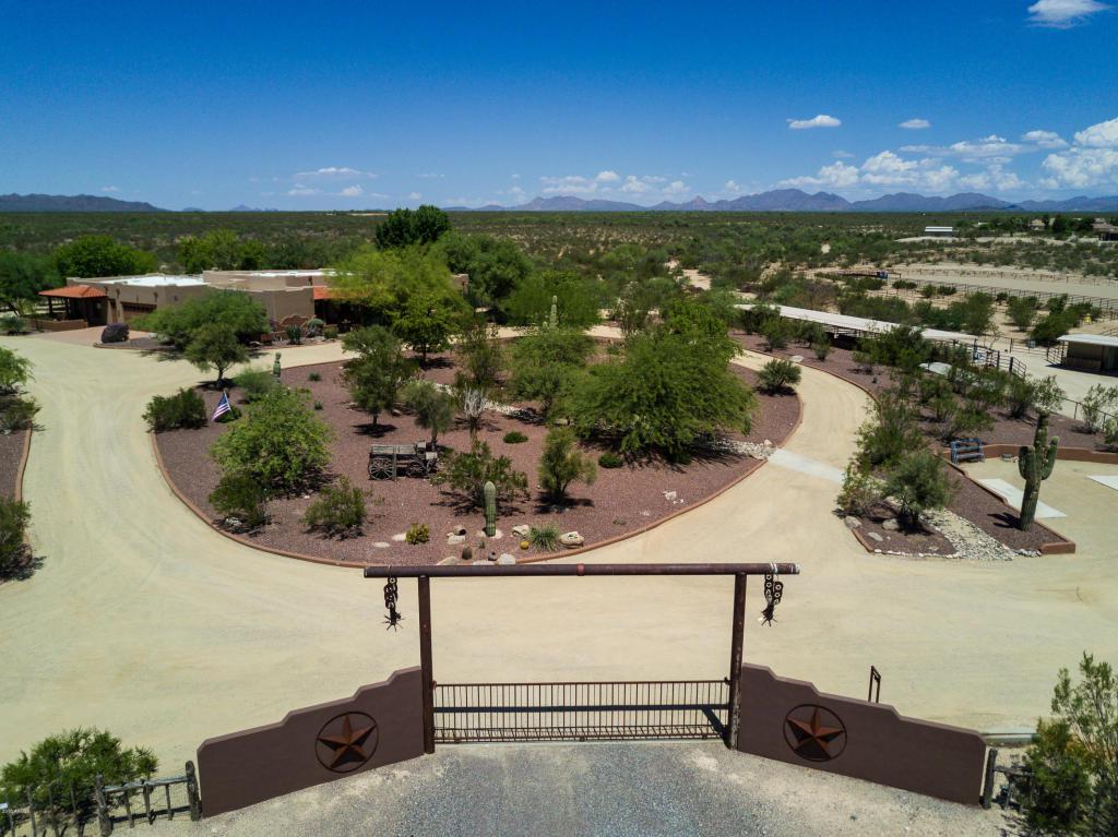 35450 Gold Rock Circle - Photo 1
