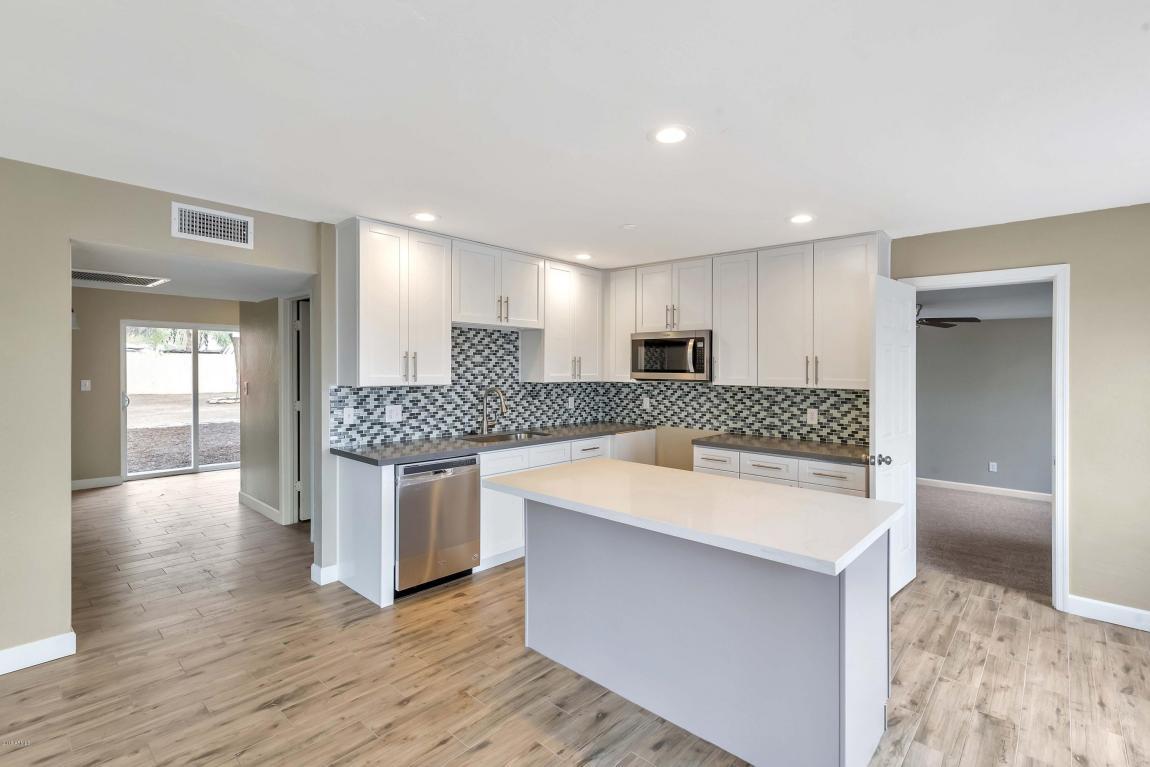 2818 Pinchot Avenue - Photo 1