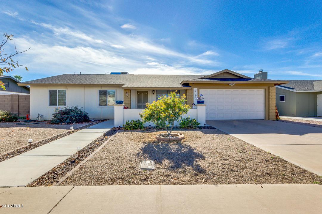 403 Mesquite Street - Photo 1
