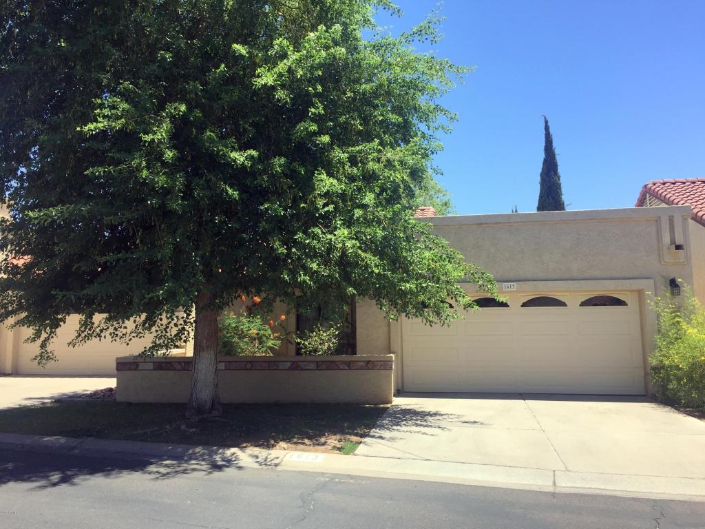 1613 Vaughn Street - Photo 1