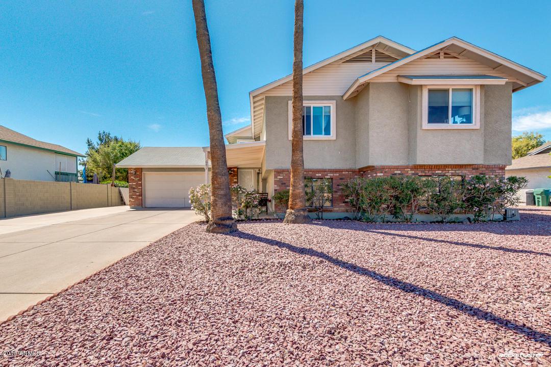 642 39TH Street - Photo 1