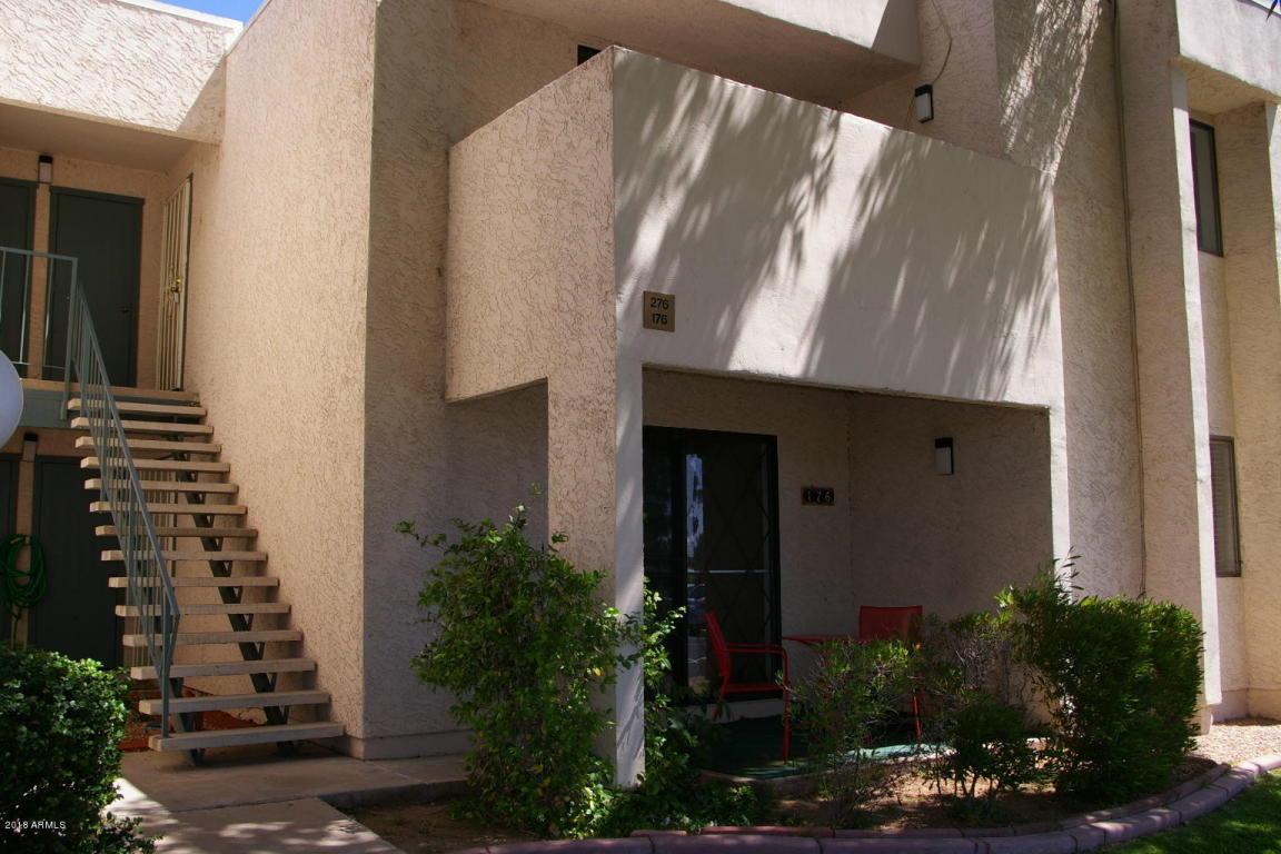 1920 Lindner Avenue - Photo 1