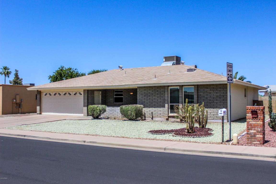4604 Catalina Avenue - Photo 1