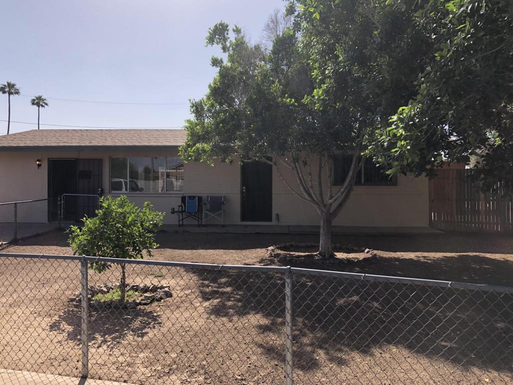 1019 42ND Avenue - Photo 1