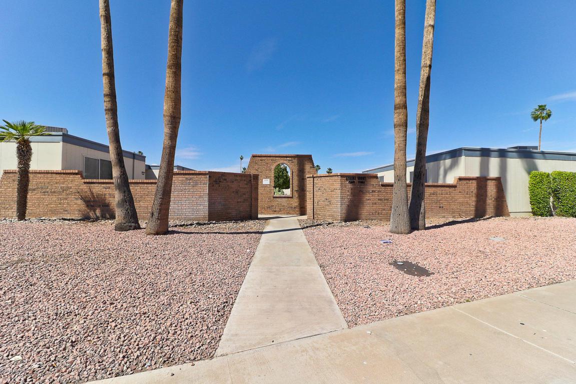 11068 Coggins Drive - Photo 1