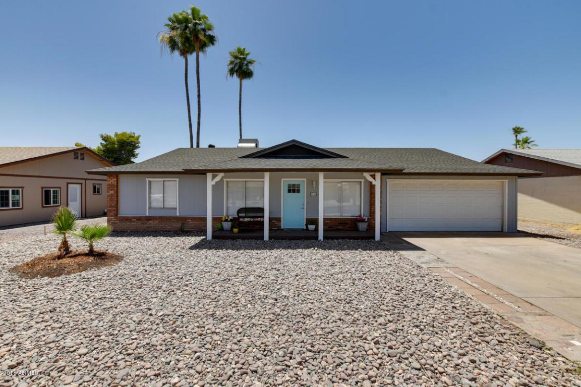 2506 Evergreen Road - Photo 1