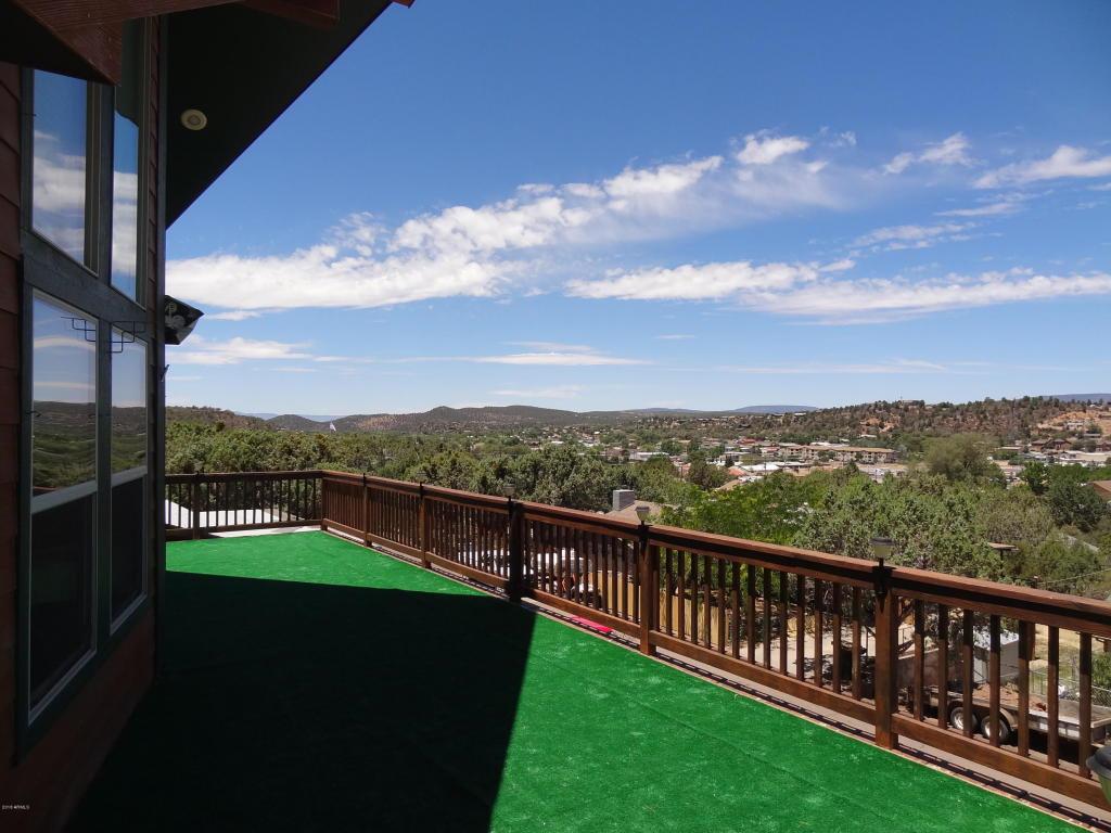 307 Pine Street - Photo 1