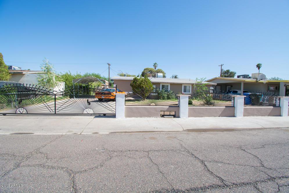7609 Weldon Avenue - Photo 1