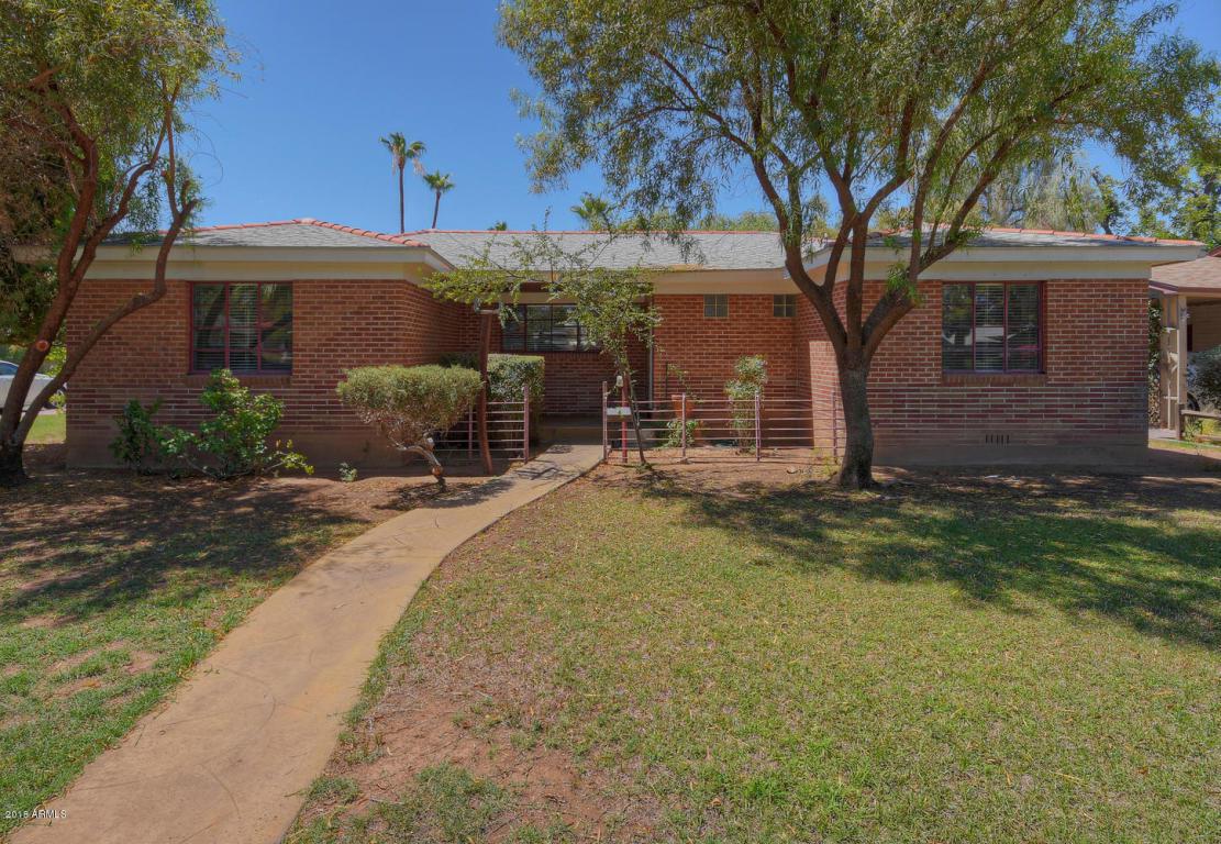 901 Avalon Drive - Photo 1