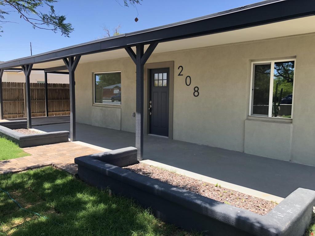 208 Montecito Avenue - Photo 1