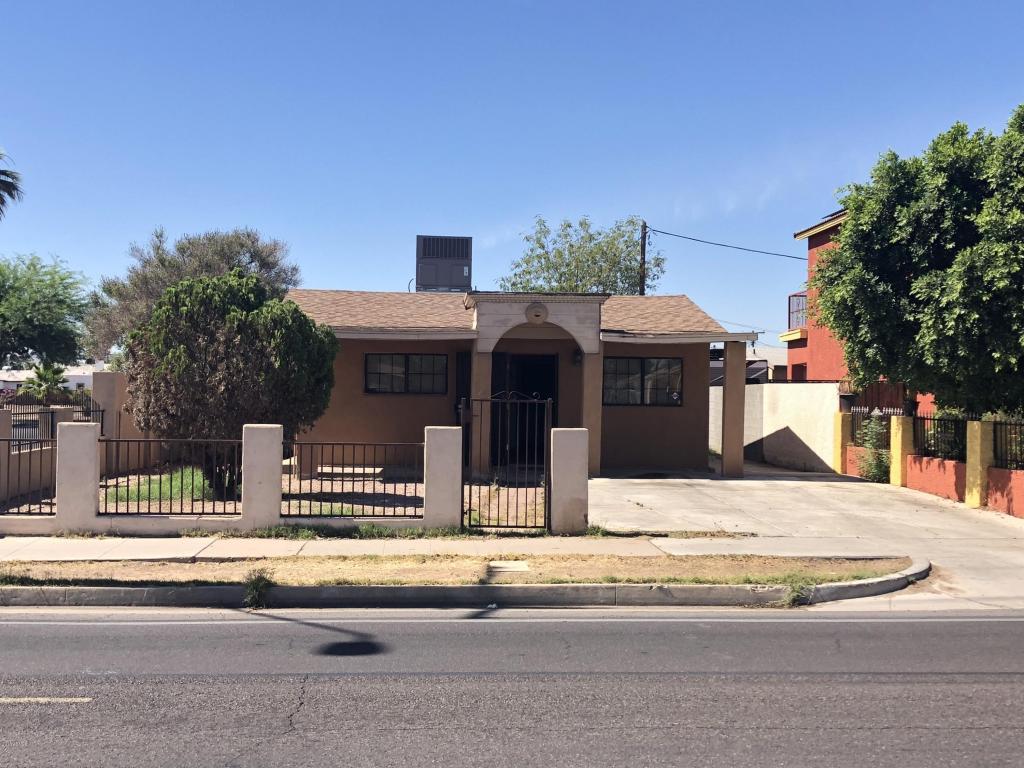 1101 Roosevelt Street - Photo 1