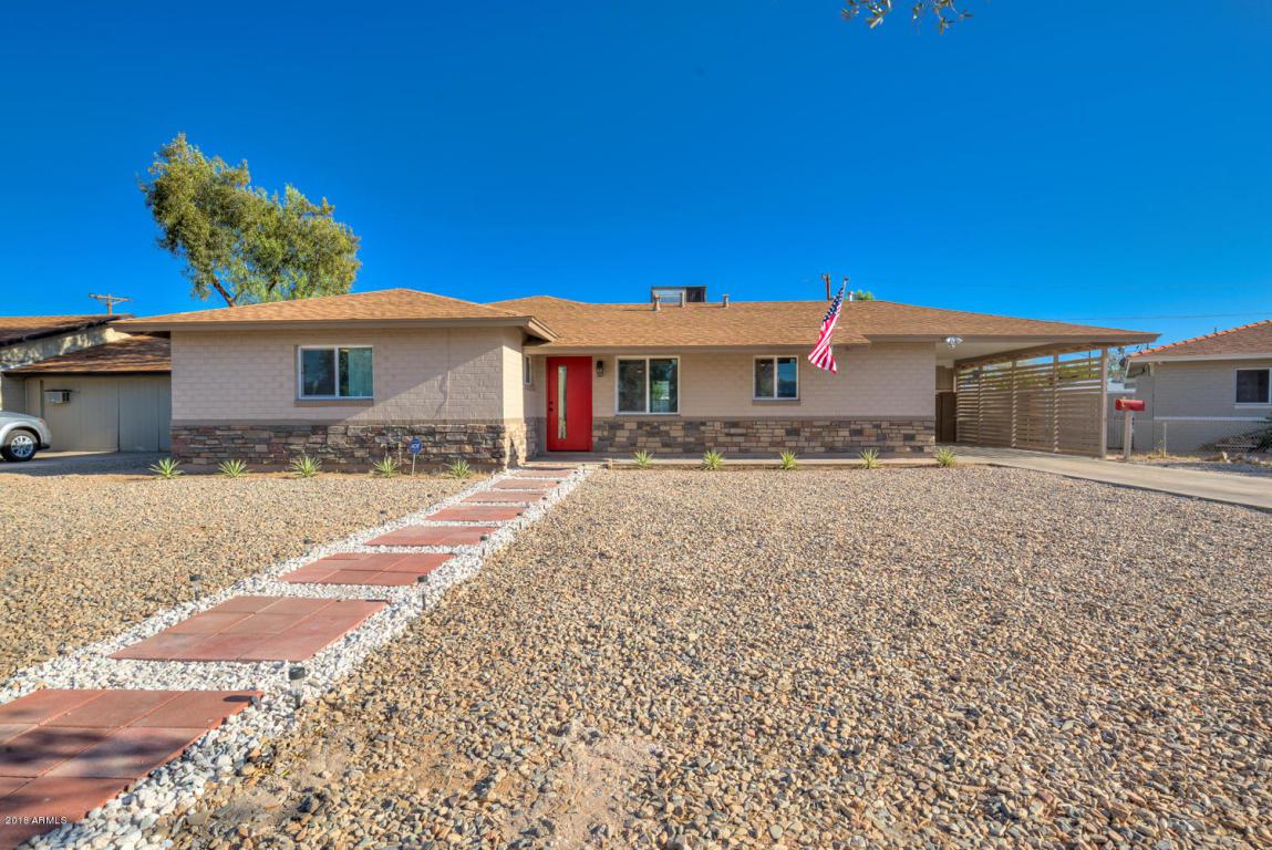 1917 Campbell Avenue - Photo 1