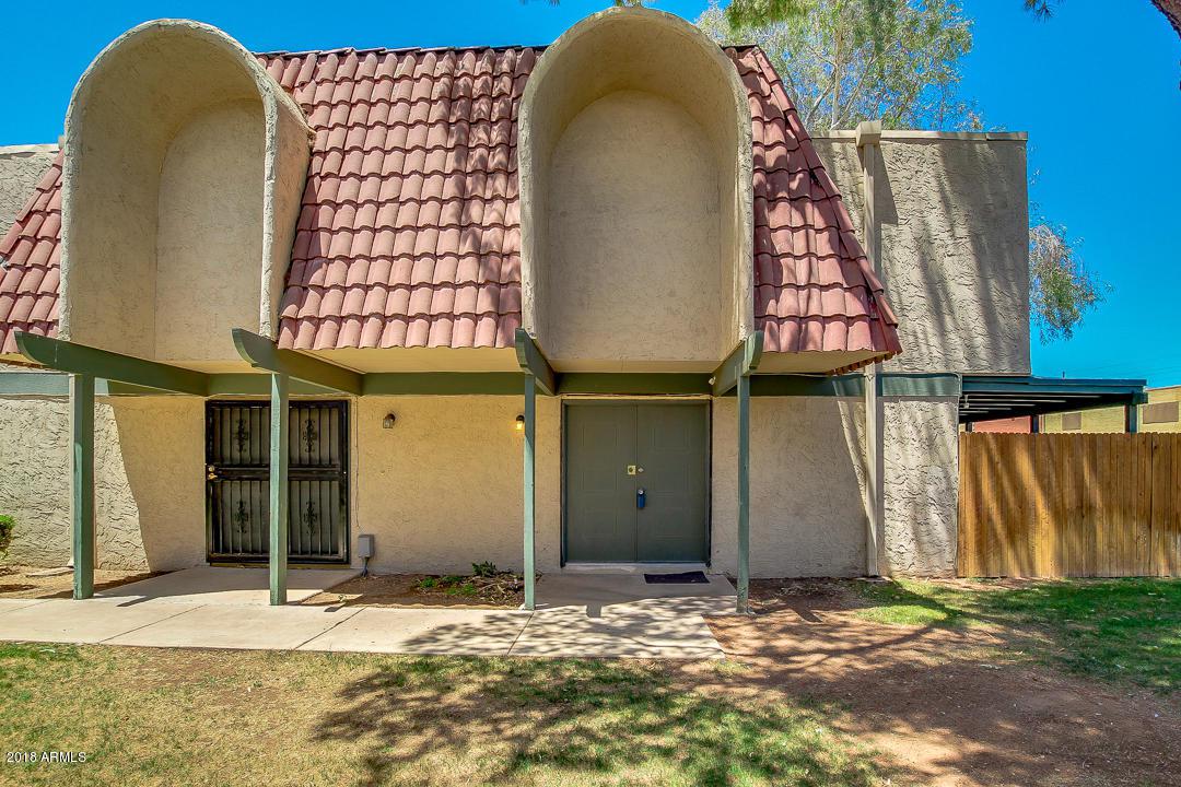 5936 Townley Avenue - Photo 1