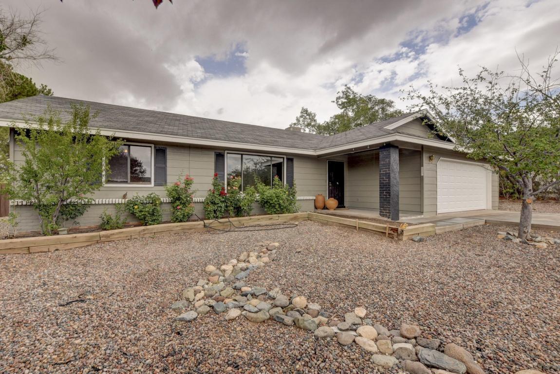 5431 Roadrunner Drive - Photo 1
