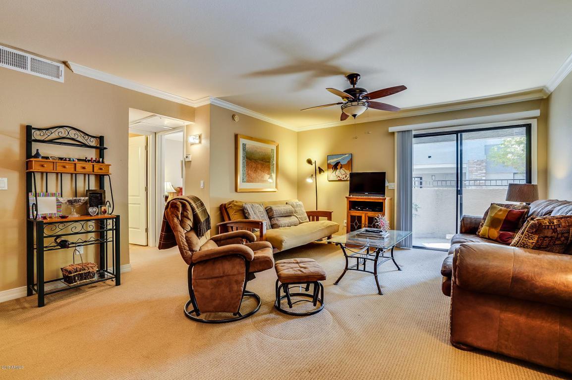 2025 Campbell Avenue - Photo 1