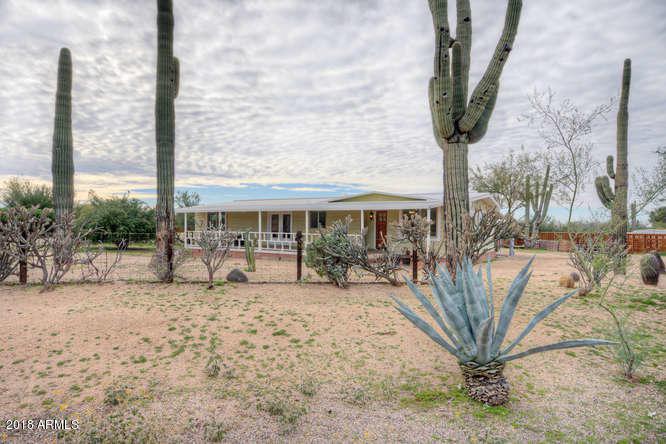 5041 Tanglewood Circle - Photo 1