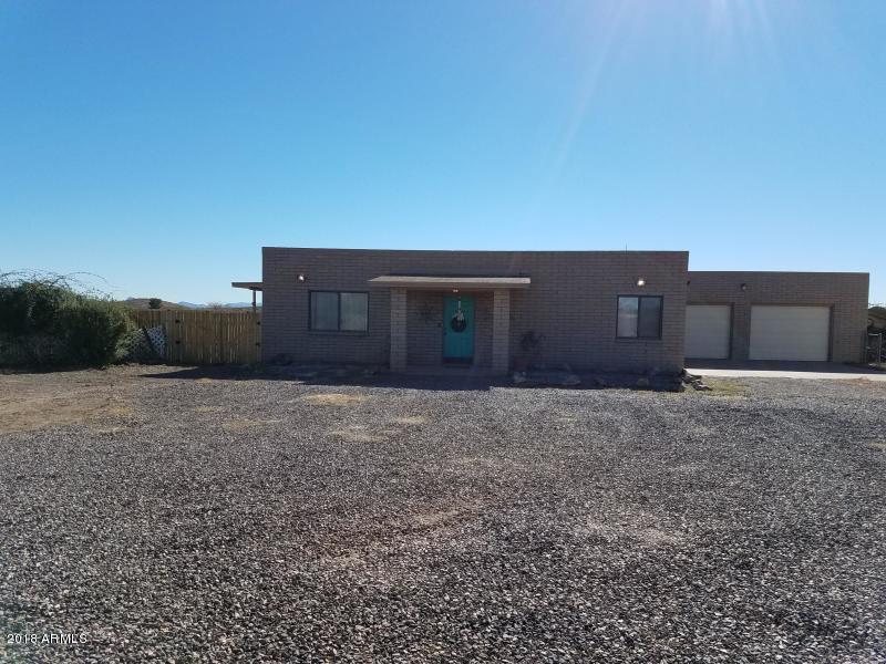 971 Gila Drive - Photo 1