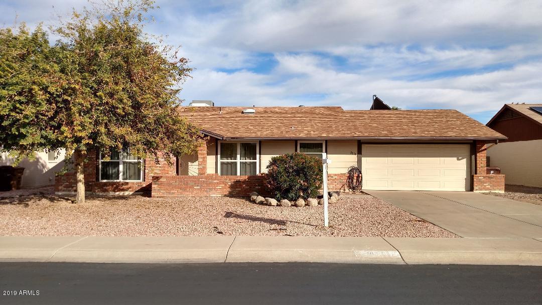 8113 106TH Avenue - Photo 1