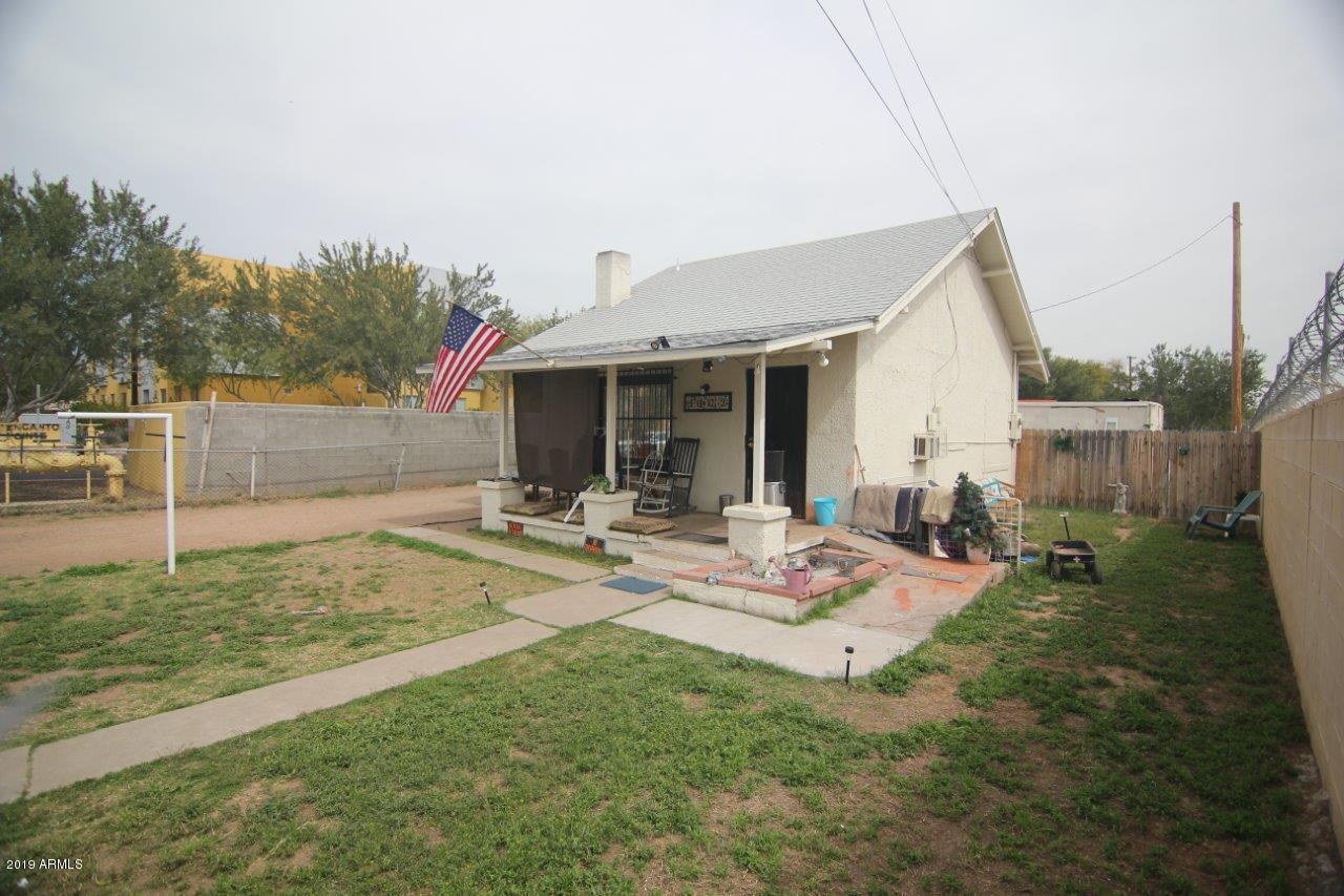4123 9TH Street - Photo 1