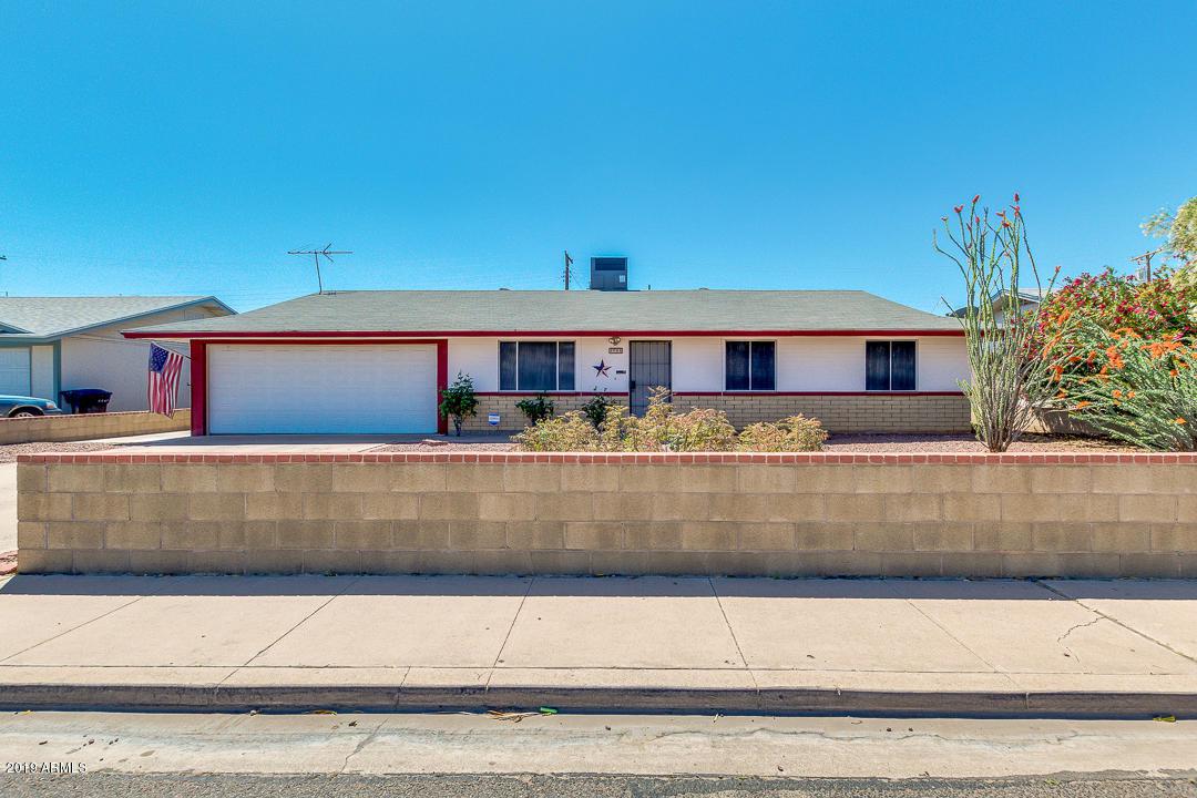 1701 Carmel Avenue - Photo 1