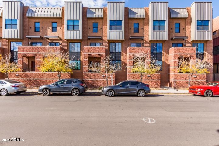 330 Farmer Avenue - Photo 1