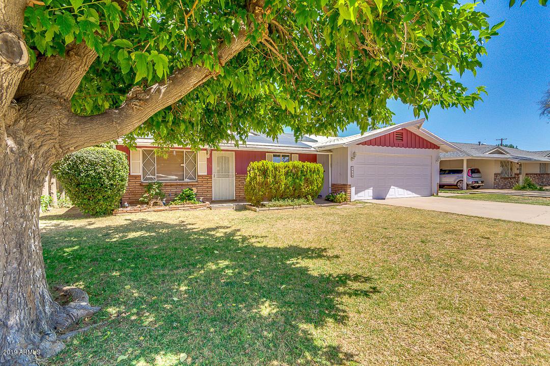 910 10TH Street - Photo 1