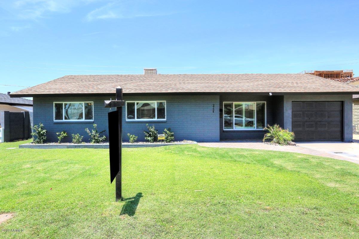 2724 Pierson Street - Photo 1