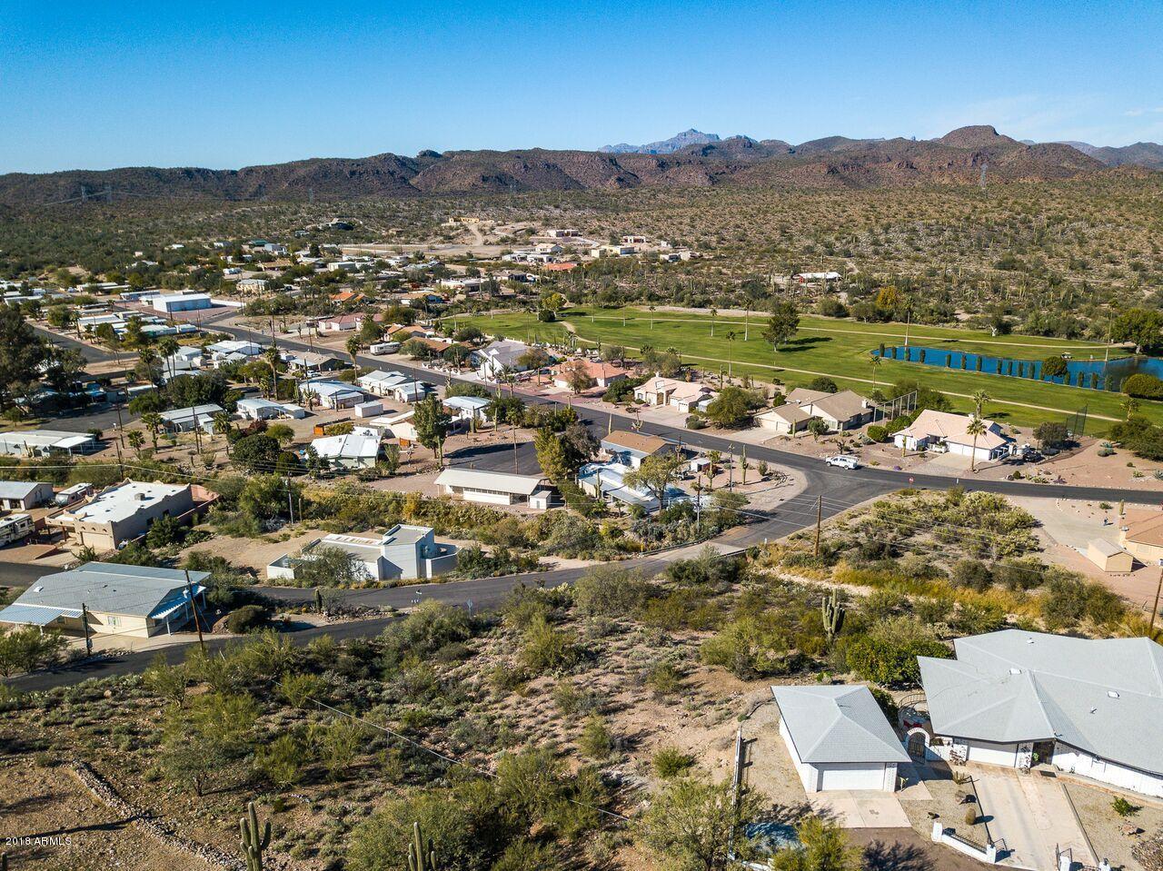 322 Cleopatra Street - Photo 1