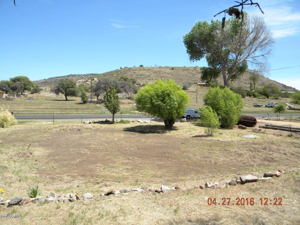 23148 Lakewood Drive - Photo 1