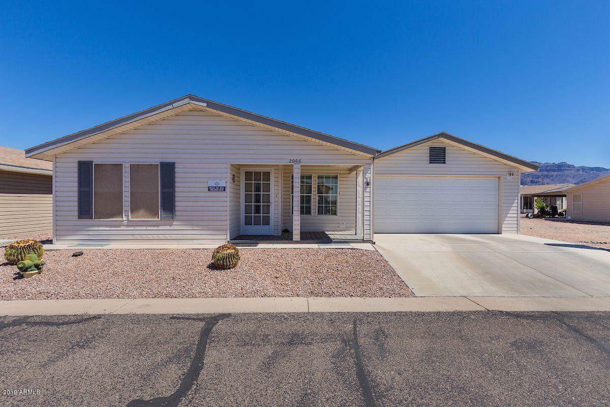 3301 Goldfield Road - Photo 1