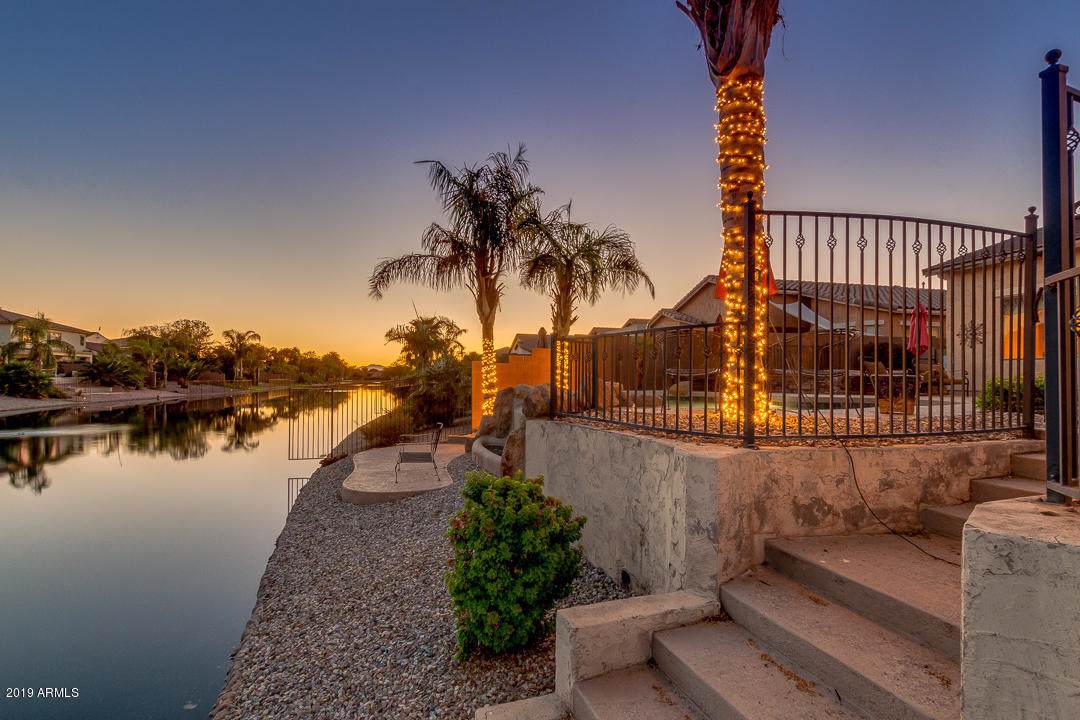 901 La Costa Place - Photo 1