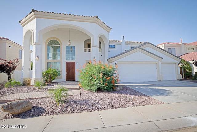 1560 Laurel Avenue - Photo 1