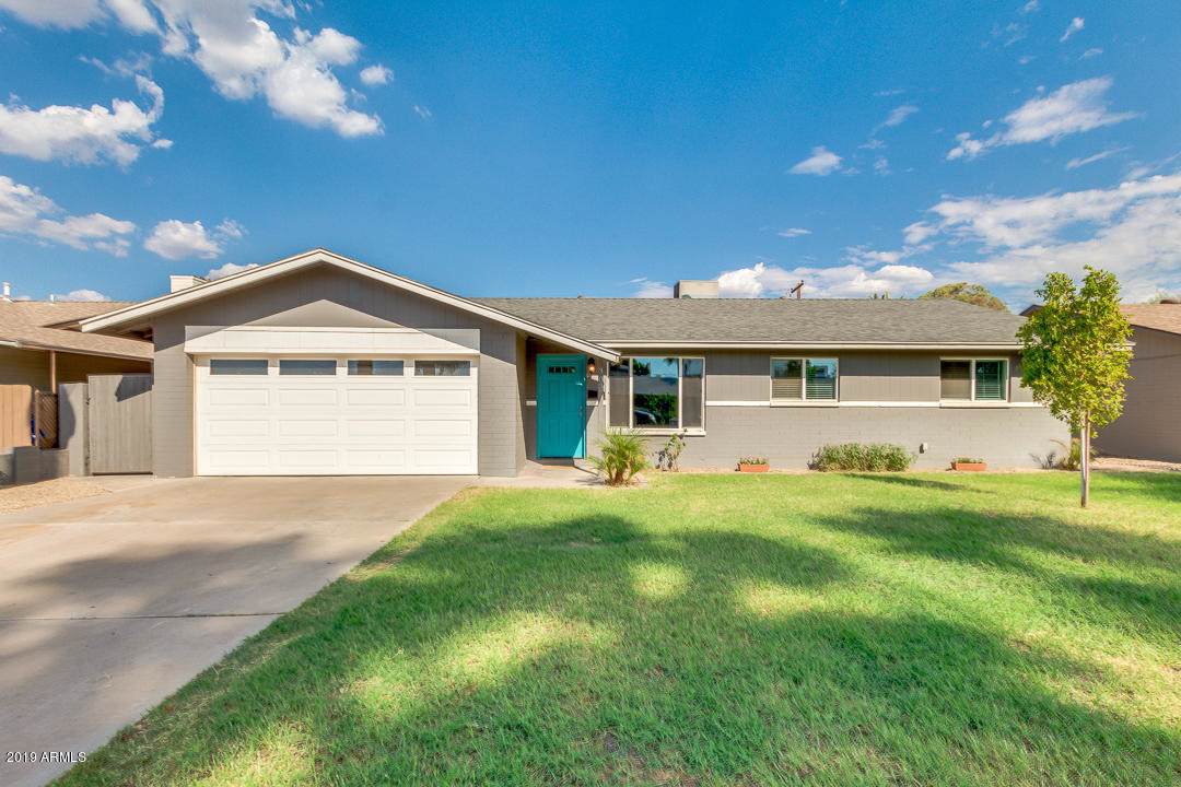 3035 Dromedary Drive - Photo 1