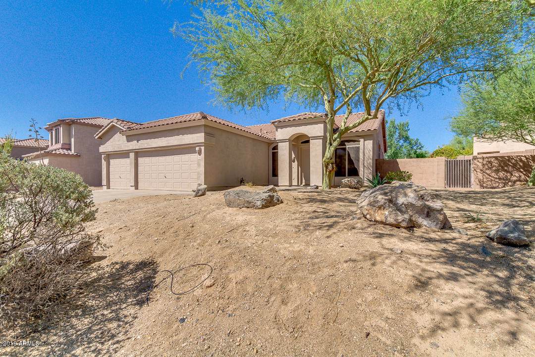 7462 Oasis Circle - Photo 1