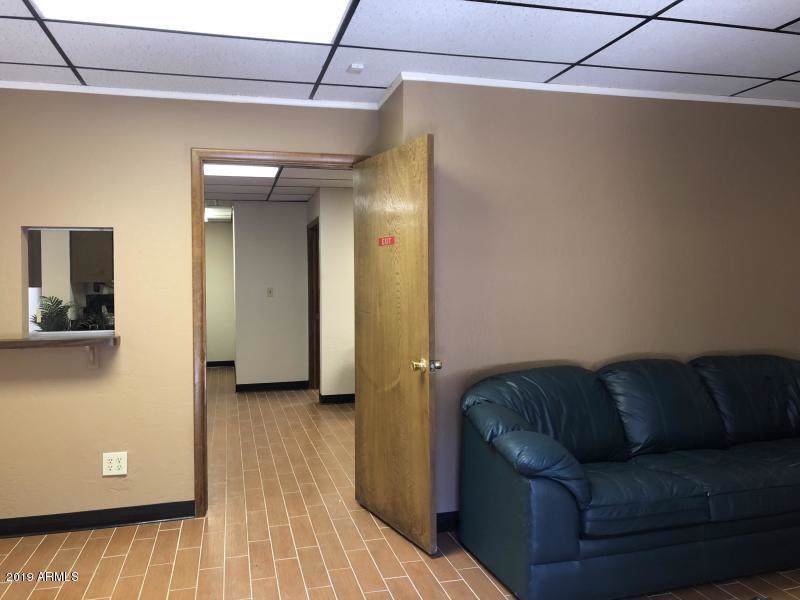 456 Vineyard Street - Photo 1