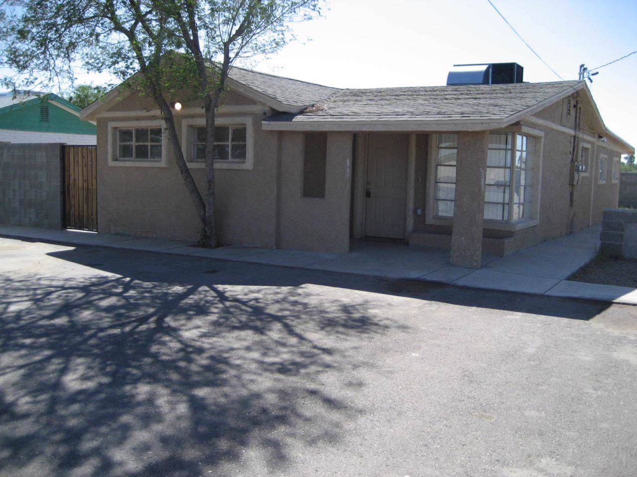 924 29TH Avenue - Photo 1