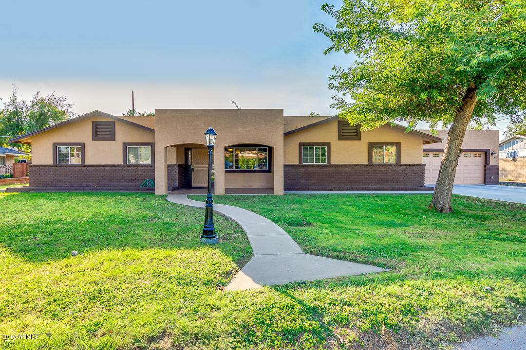 450 Esquire Way - Photo 1