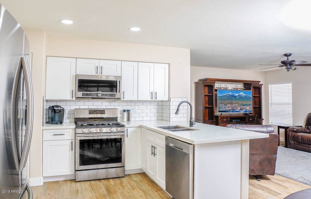 4907 Harmony Avenue - Photo 1